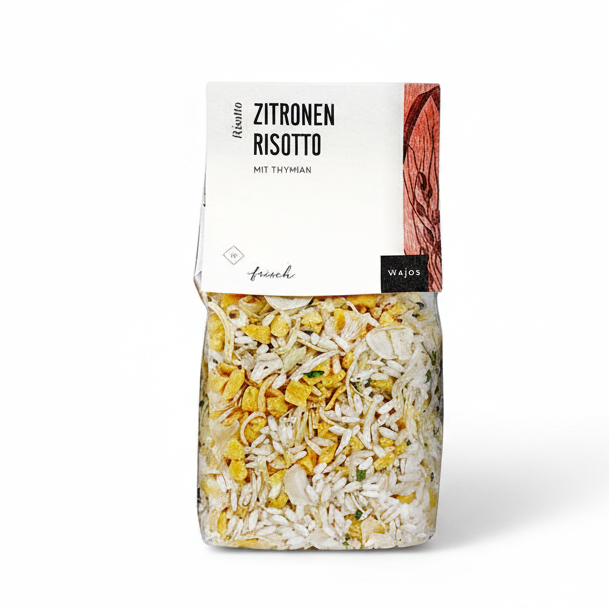 zitronen-risotto mit thymian aus carnaroli-reis, cremiges risotto mit frischer zitronennote